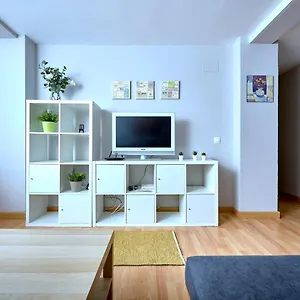 Apartamento Holidays2malaga Salitre 3 Bedroom Up To 7 People High Speed Wifi, Málaga